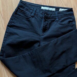 Straight Classic Stretch Black Jeans